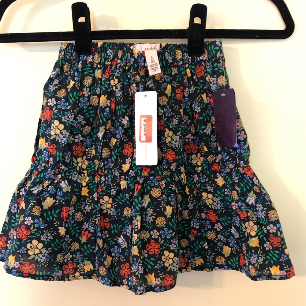 Girls size L (8) Peek skirt